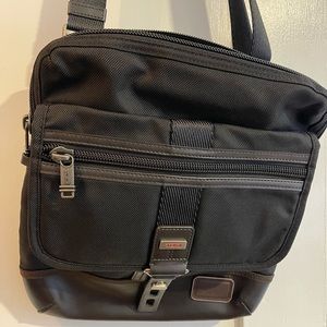 Gorgeous Tumi crossbody bag — NWOT